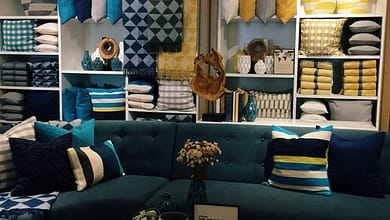 قد لا تليق بعض عناصر الأثاث مع بقية ديكورات أو تصميم البيت1118341803